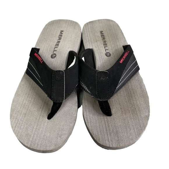 Merrell Flip Flop Sandals size 7 Men Black Red Gray NWOT main image 4